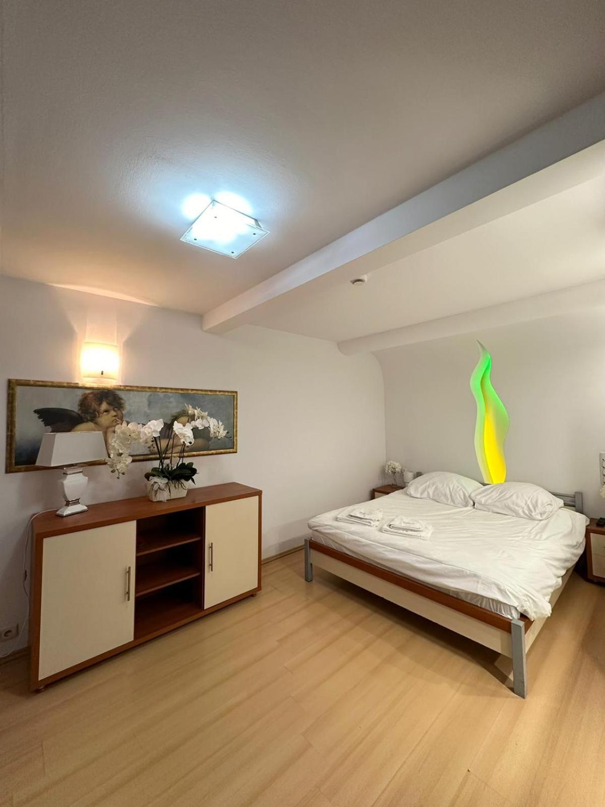 Motel Za Miedza Bralin Buitenkant foto