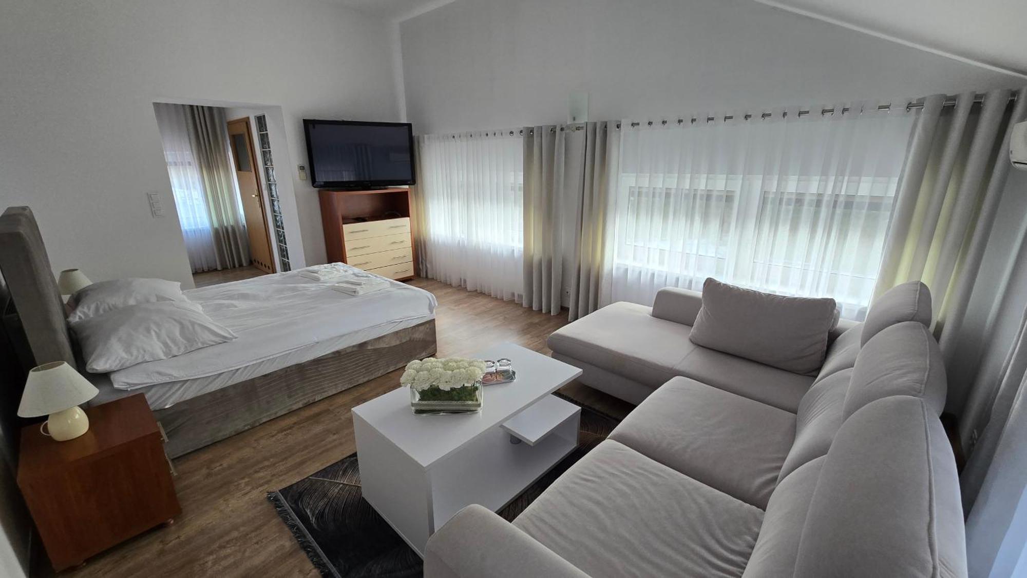 Motel Za Miedza Bralin Buitenkant foto